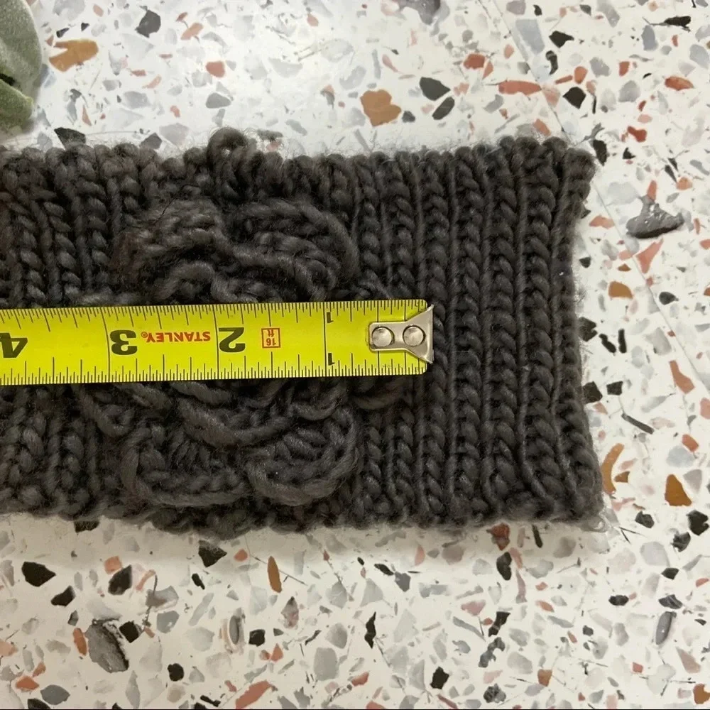 Handmade Knit Floral Headband Gray Winter Ear Warmer Academic Cozy Flower NEW